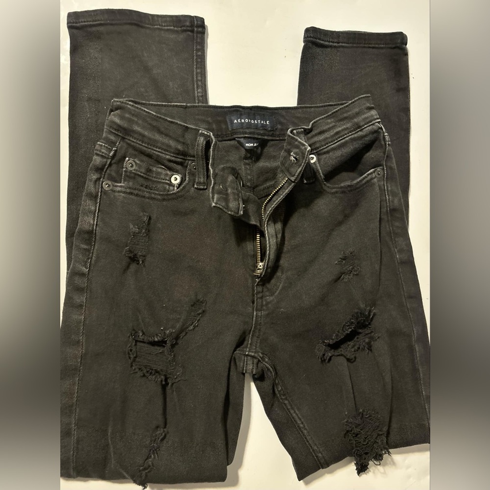 Aeropostale Black ripped mom Jeans size 2R